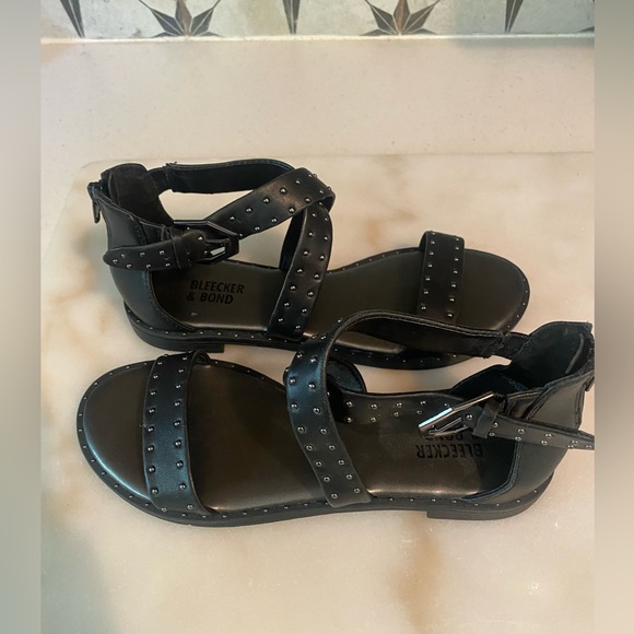 NEW Bleecker & Bond Leather Helene Studded Sandals - Picture 6 of 11